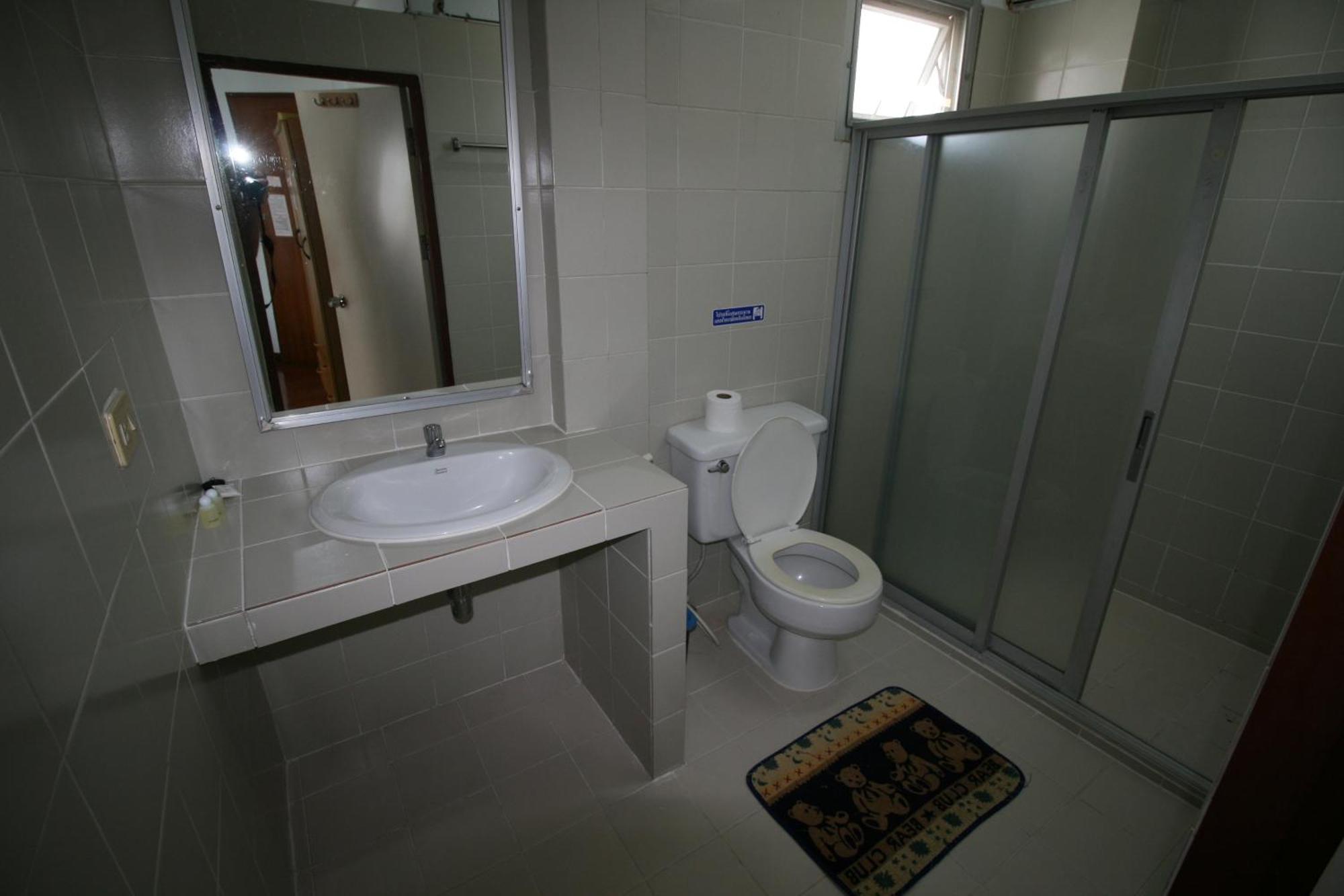 Beachfront Hotel Cha Am Cha-Am Quarto foto